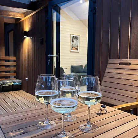 Lesna Przystan ポビエロボ