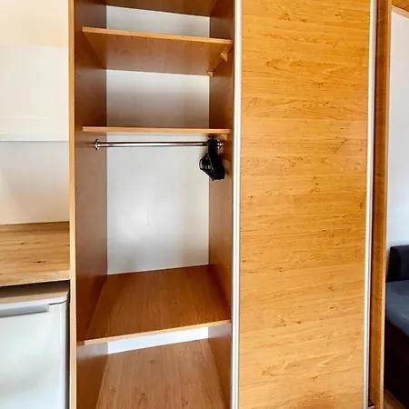 Lesna Przystan ポビエロボ