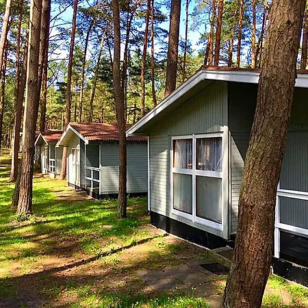 Lesna Przystan Lodge *